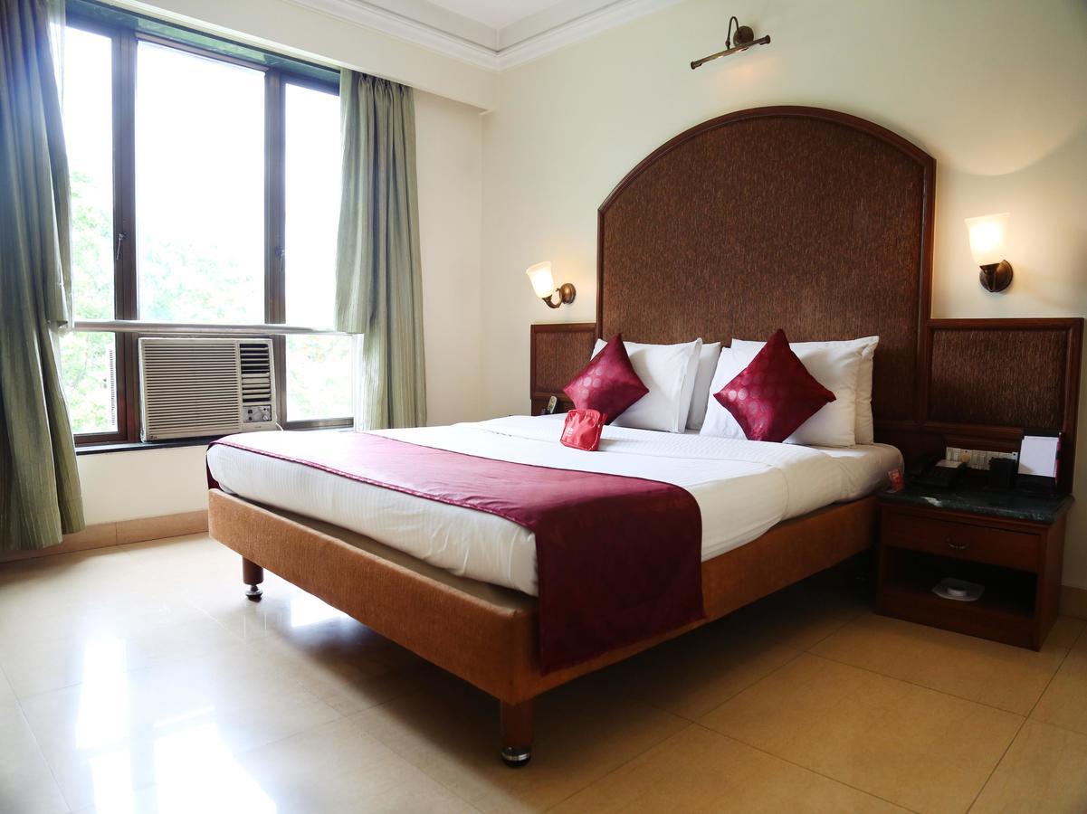 Hotel Srimaan Pune Dış mekan fotoğraf