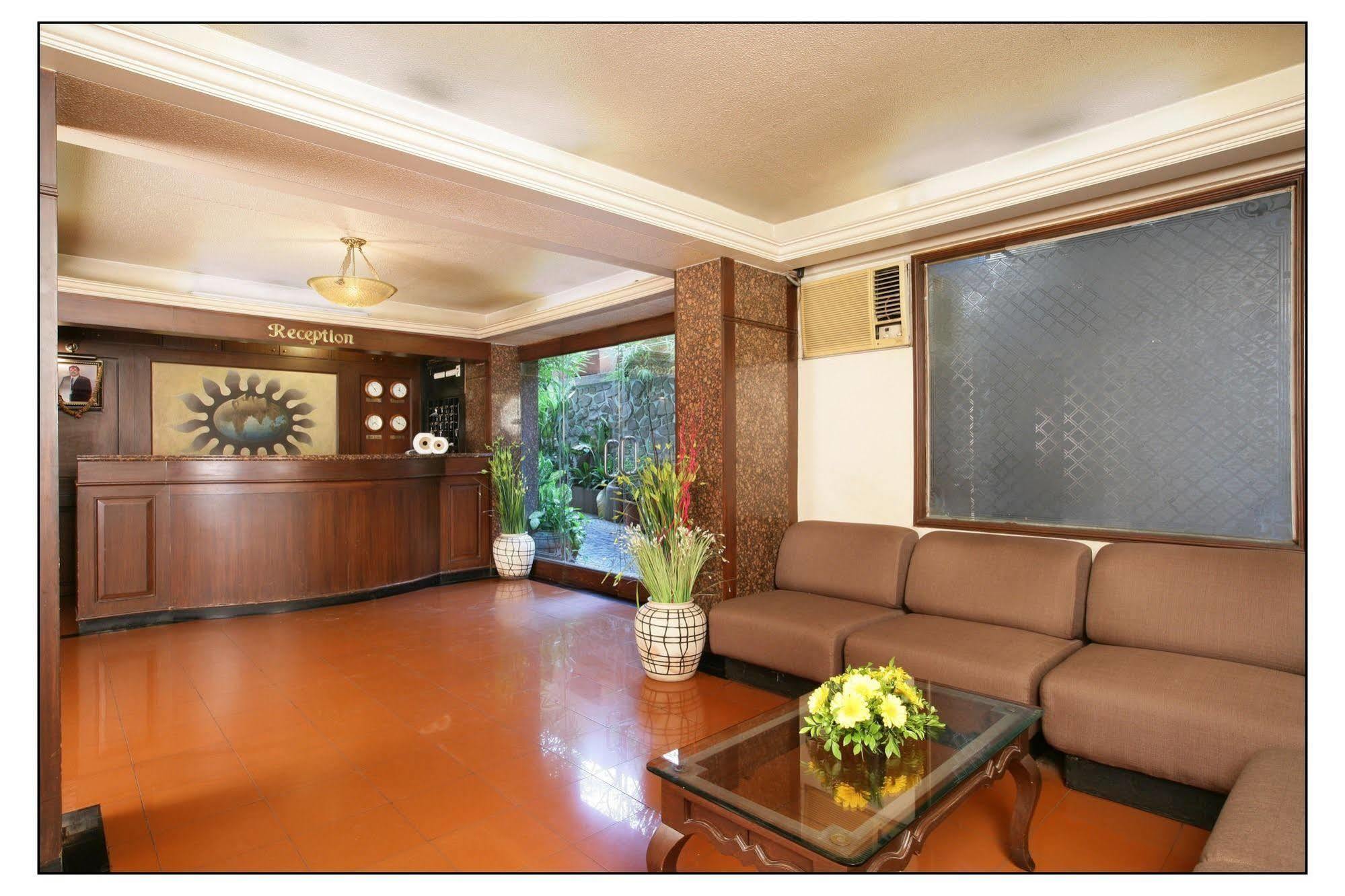 Hotel Srimaan Pune Dış mekan fotoğraf